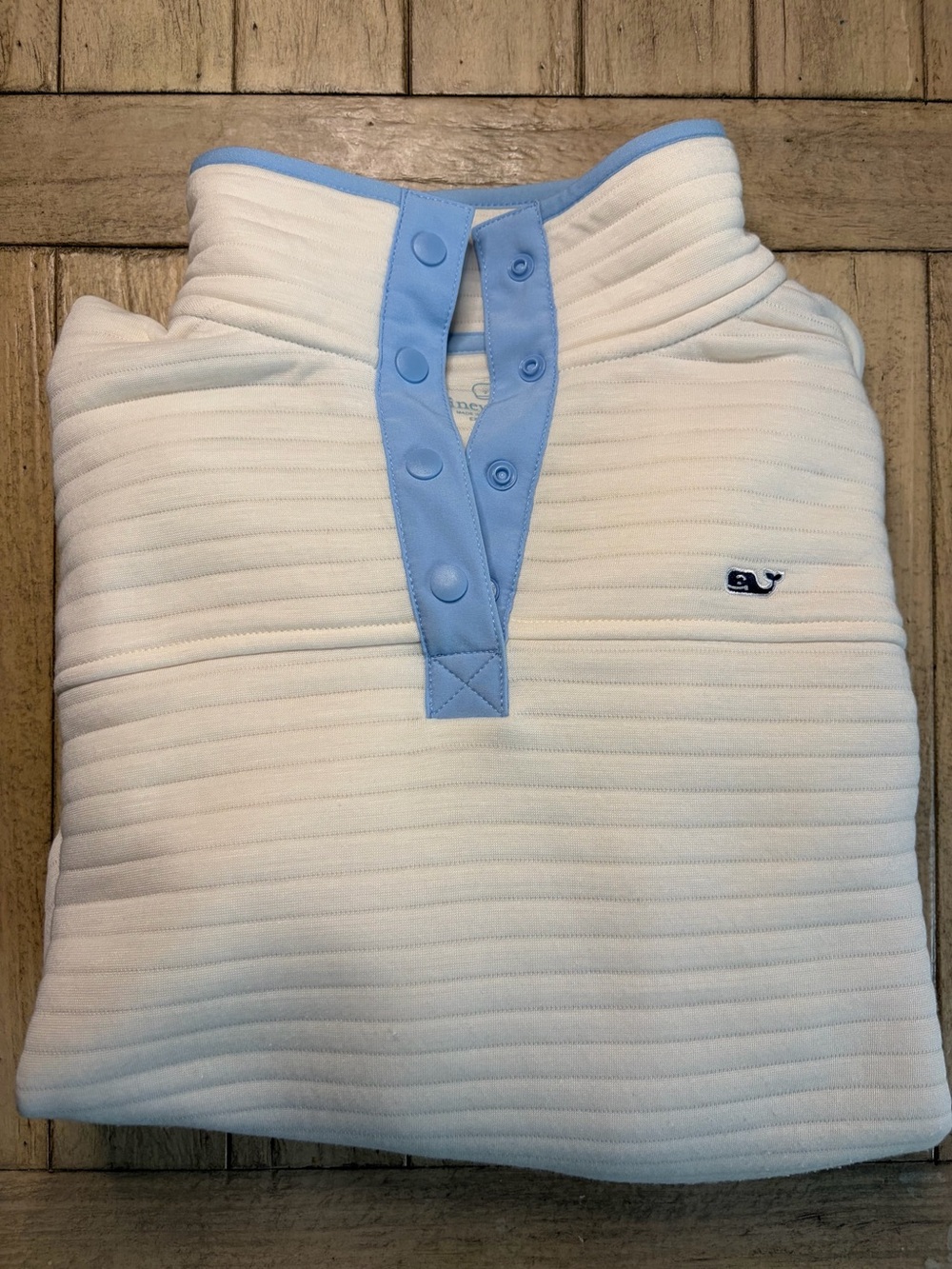 Woman’s vineyard vines 1/4 zip button sweatshirt M